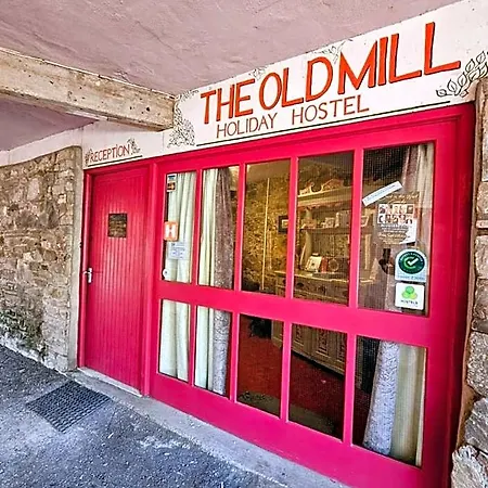 Old Mill Hostal *