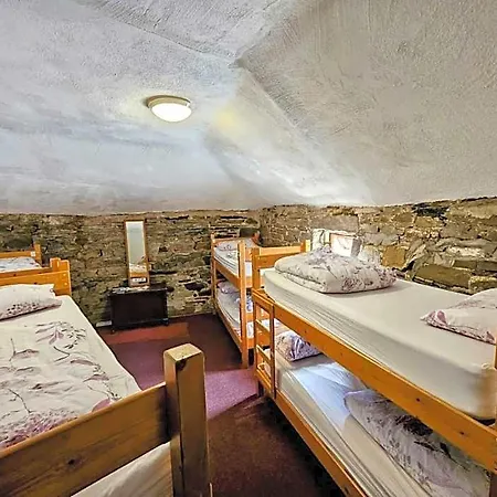 Old Mill Hostal Westport