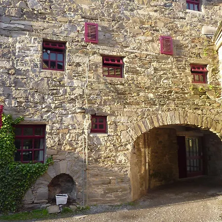 Old Mill Hostal *